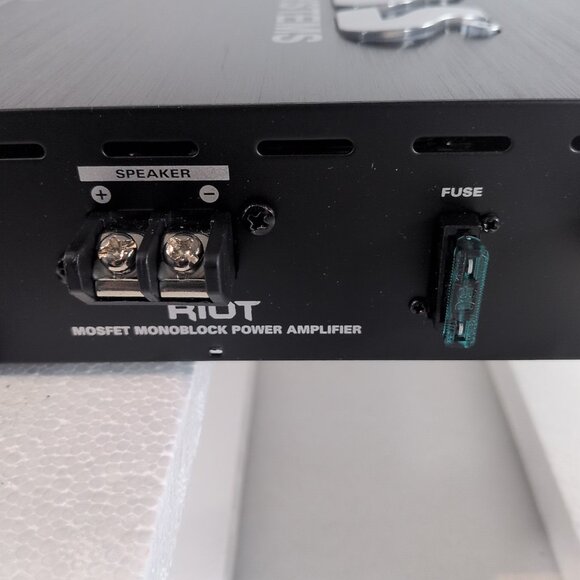 Boss Audio Systems R1100M Riot 1100 Watt Monoblock Power Amplifier NEW OPEN BOX - Picture 11 of 16